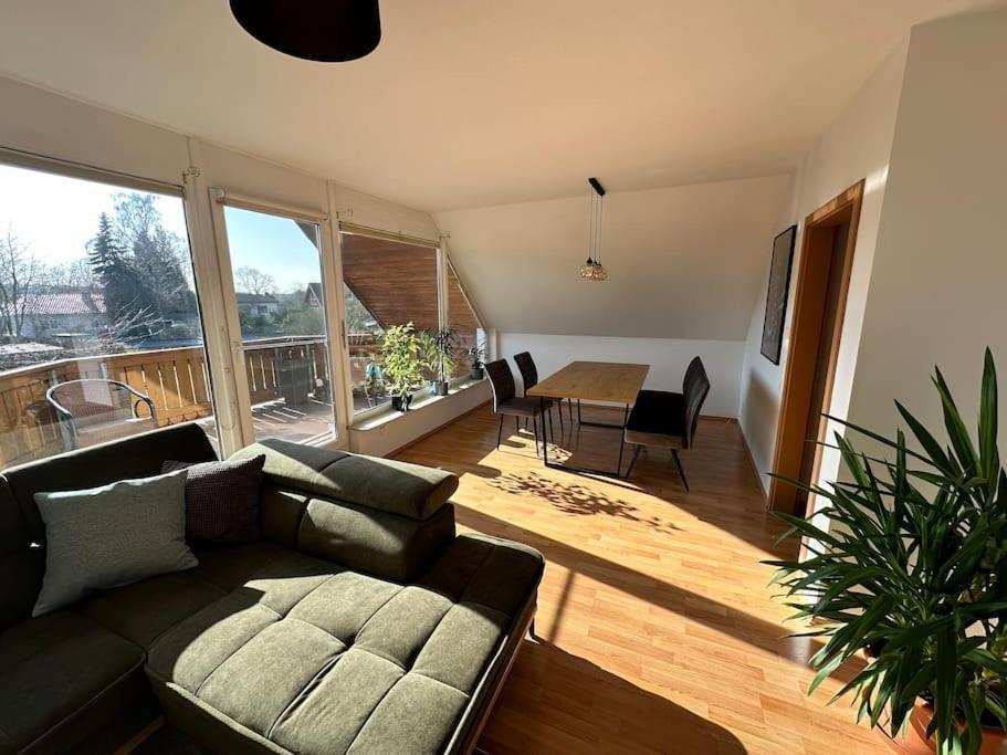Sonniges & Ruhiges Apartment Mit Balkon Nahe Berlin ซอยเธน ภายนอก รูปภาพ